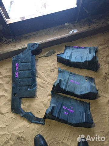 Пыльник двигателя