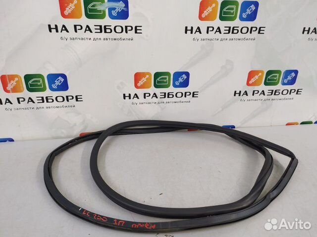 Уплотнительная резинка дверного проема задняя