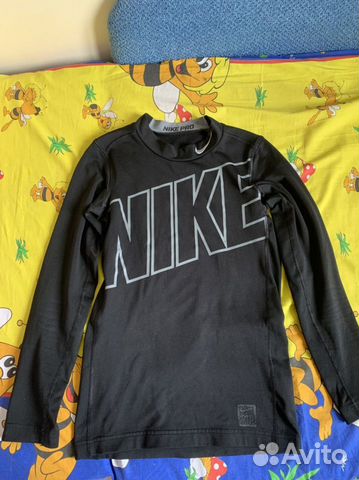 Лонгслив nike