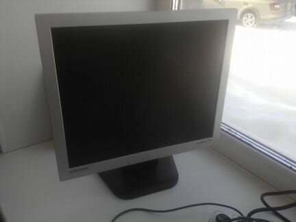Монитор Samsung 17