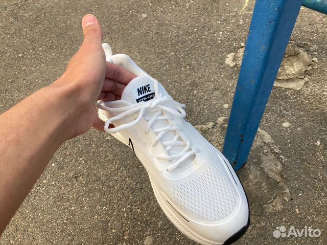 Кроссовки nike новые