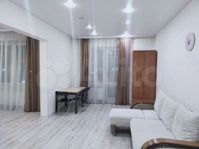 2-к. квартира, 74 м², 4/16 эт.