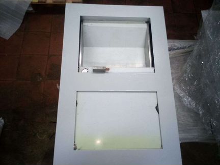 Передаточное устройство - лоток для денег