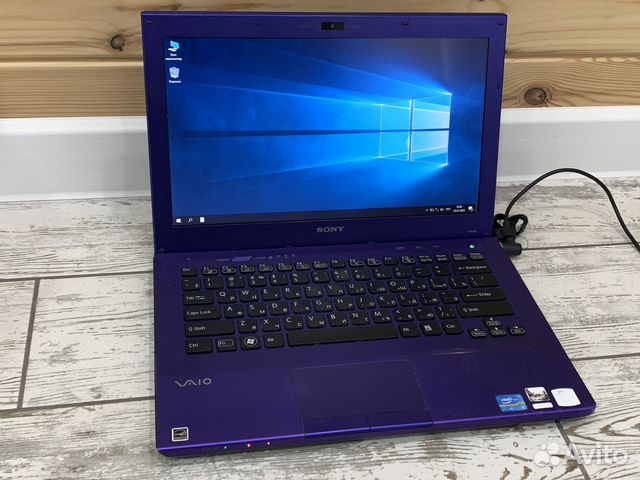 Ноутбук Sony Vaio core i3 /2 видеокарты 500 gb