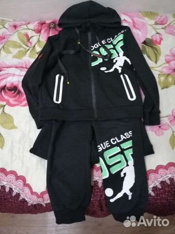 Спортивный костюм