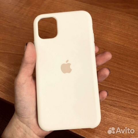 Чехол на iPhone 11