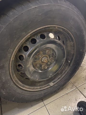 Комплект колес Nokian HK4 r16 215 65 бу