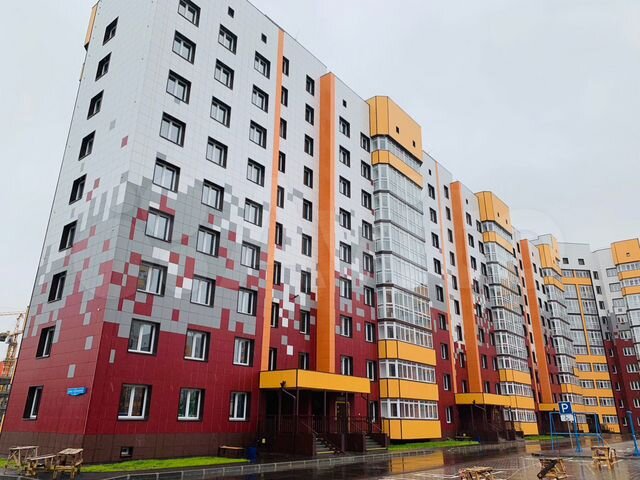 2-к. квартира, 63,2 м², 7/10 эт.