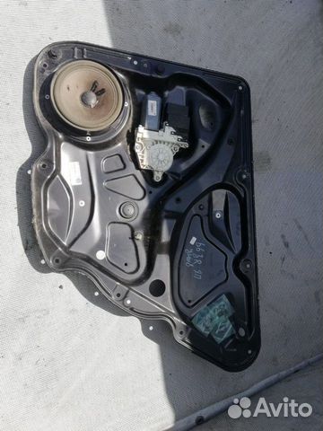 Стеклоподъемник задний правый Volkswagen Passat B6