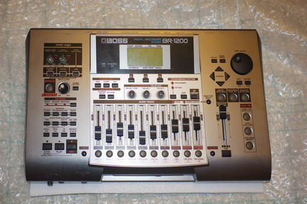 Портостудия цифровая Boss BR-1200 CD