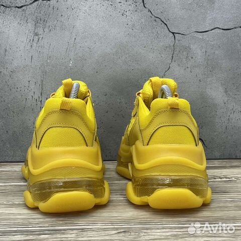 Кроссовки Balenciaga Triple S Yellow