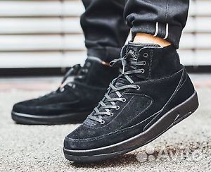 black retro 2