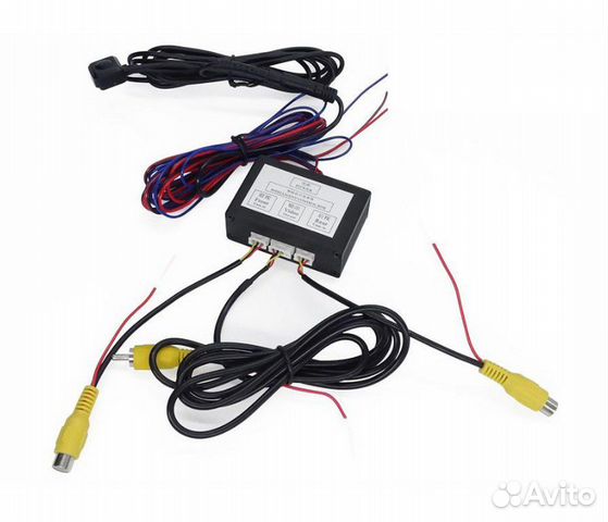 Переключатель видеосигнала с камер, с кнопкой