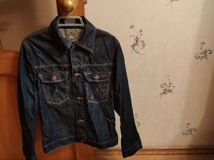 Джинсовая куртка для подростка