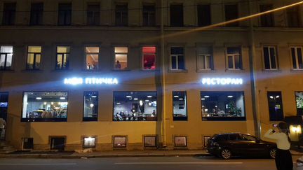 Монтаж наружной рекламы