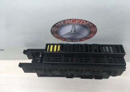 Блок предохранителей SAM задний Mercedes W211