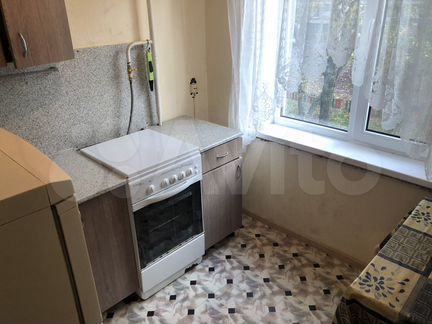 2-к квартира, 47 м², 2/9 эт.