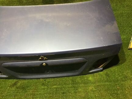 Крышка багажника Mitsubishi Carisma DA1A 4G92 2003
