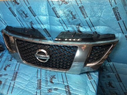 Решетка Nissan Patrol 10-14 оригинал