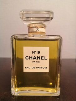 Chanel No 19 Eau de Parfum