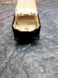 Блок стеклоподъемников Lexus GS 3