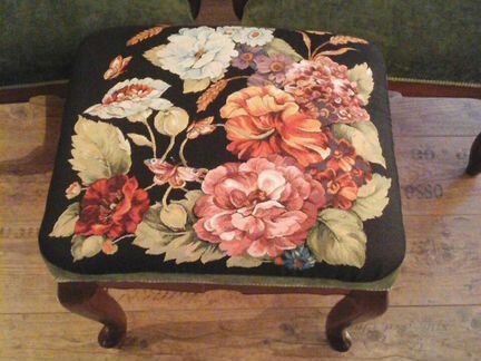 Кресло и банкетка