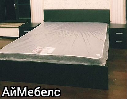 Кровать с матрасом