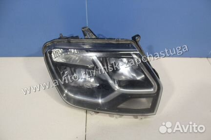 Фара правая Renault Duster