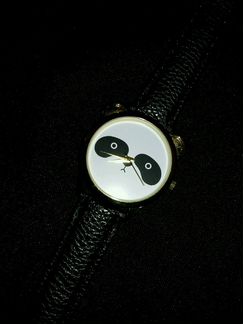 Часы кварцевые новые