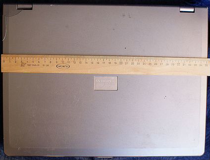 Лаптоп Fujitsu Siemens 2000x.Не работает