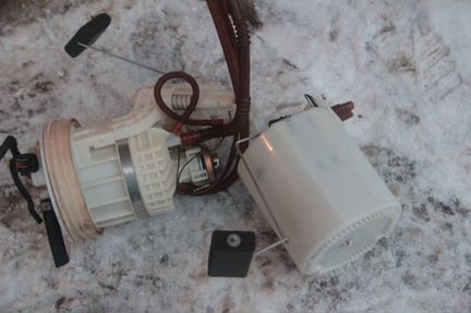 Mercedes w219 cls бензонасос