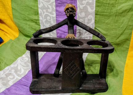 Индийская дерев.подставка под бутылки.Ручная работ