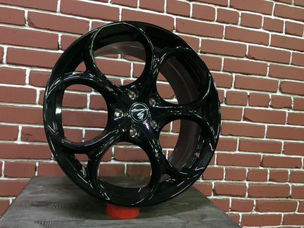 Новые диски makstton R18 5x112 Volkswagen Tiguan