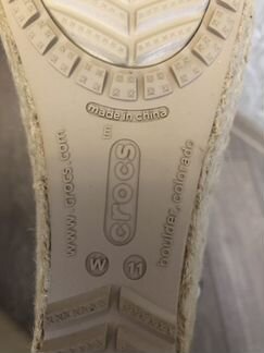 Босоножки женские crocs