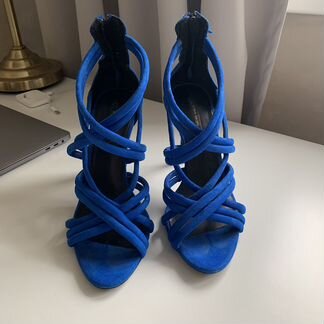 Босоножки Zara