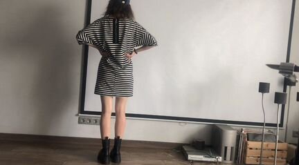 Трикотажное платье mango