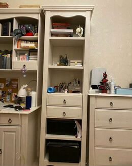 Мебель бу (шкаф+стол+комод+колонка)