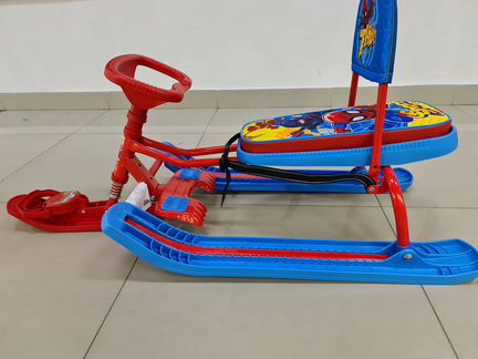Снегокат со спинкой Ника Человек-паук (новый)