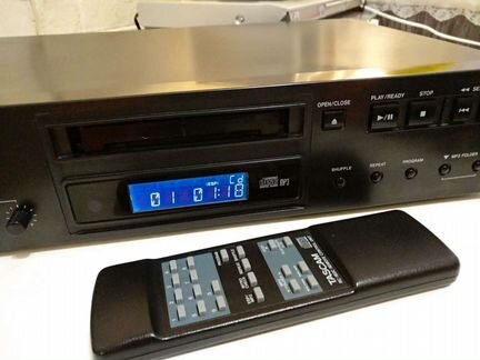 CD проигрыватель Tascam (Teac) CD-160MK2