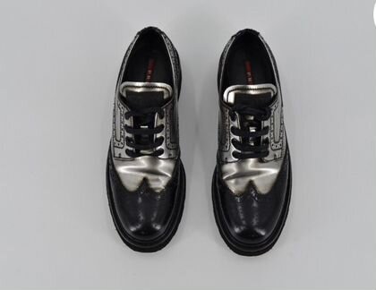 Винтажные полуботинки от Prada