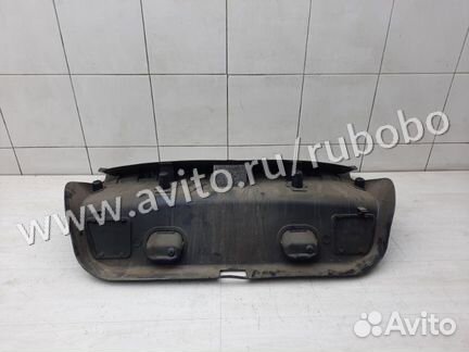 Обшивка крышка багажника Mitsubishi Carisma DA1A