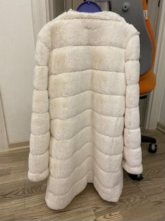 Пальто и курточка с мехом 140