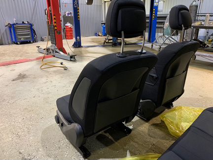 Комплект сидений W204 Ткань