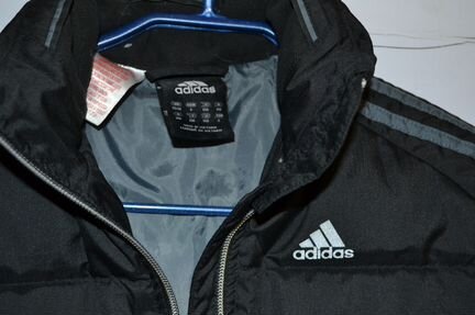 Пуховик adidas, для мальчика 6-8 лет. б/у