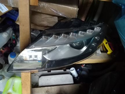 Фары комплект в сборе неадаптив Audi Q7