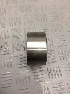 Подшипник ступицы задний на бмв е34 е32 новый