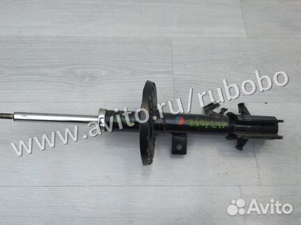 Амортизатор передний правый Nissan Note E11 54302B