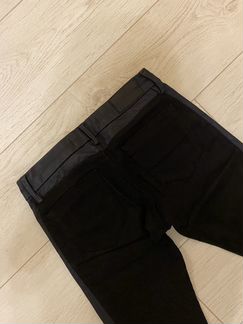 Джинсы Calvin Klein с кожаными вставками