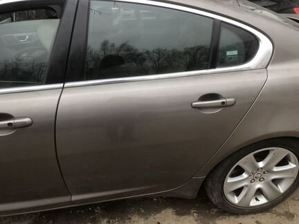 Дверь задняя левая Jaguar XF