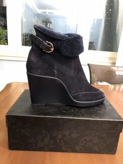 Синие замшевые ботильоны от Salvadore Ferragamo, 3